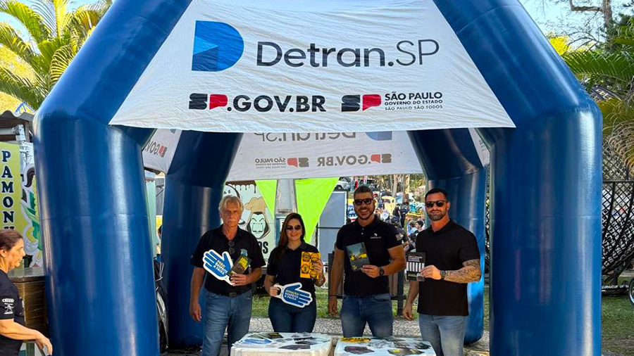 Detran realiza ação de conscientização no trânsito durante o Kultura Kustom